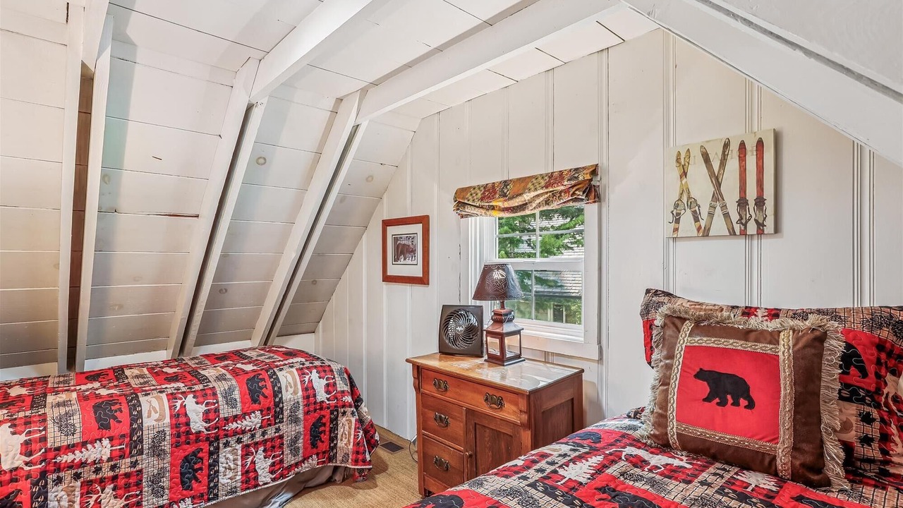 Photo of Bedroom in Pineland