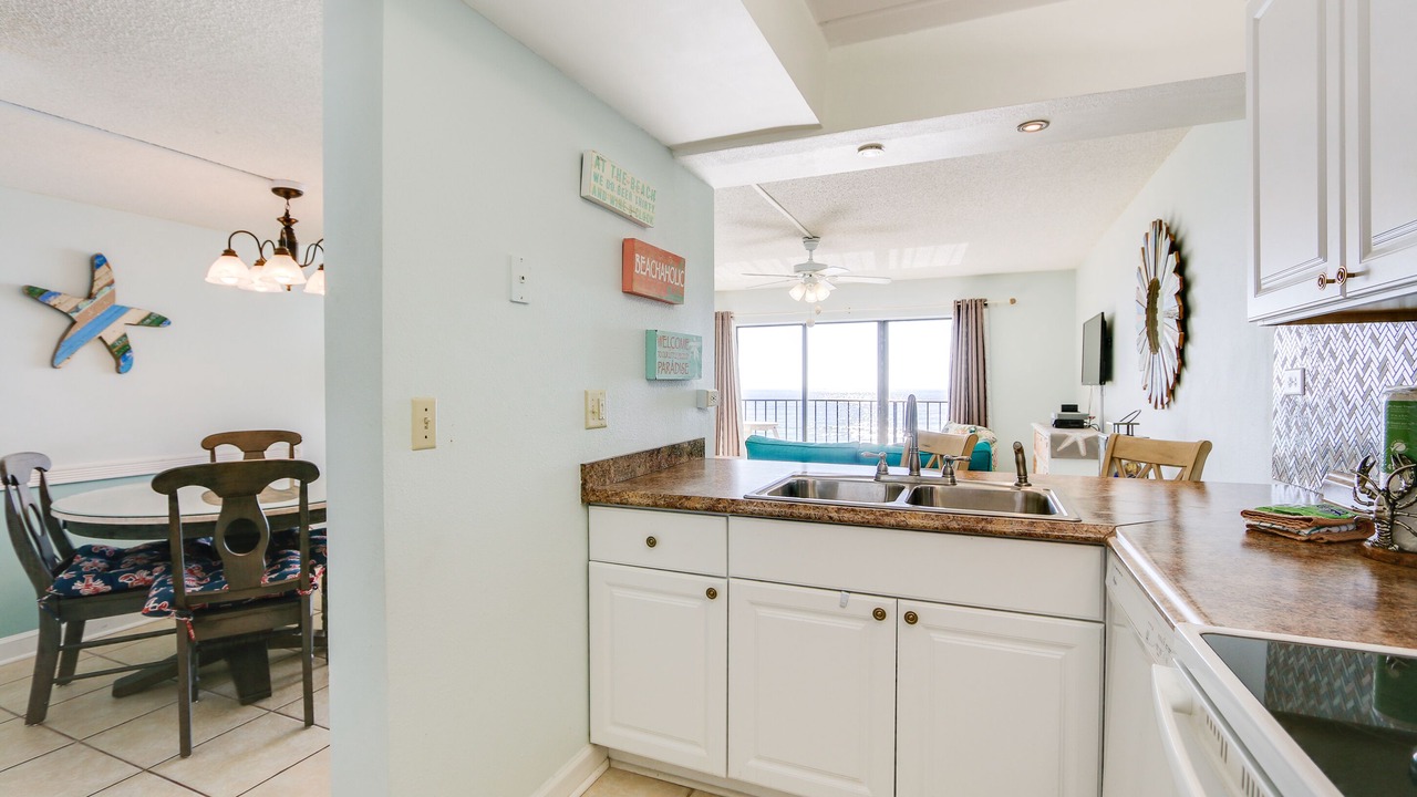 Photo of Bedroom in Biltmore Beach