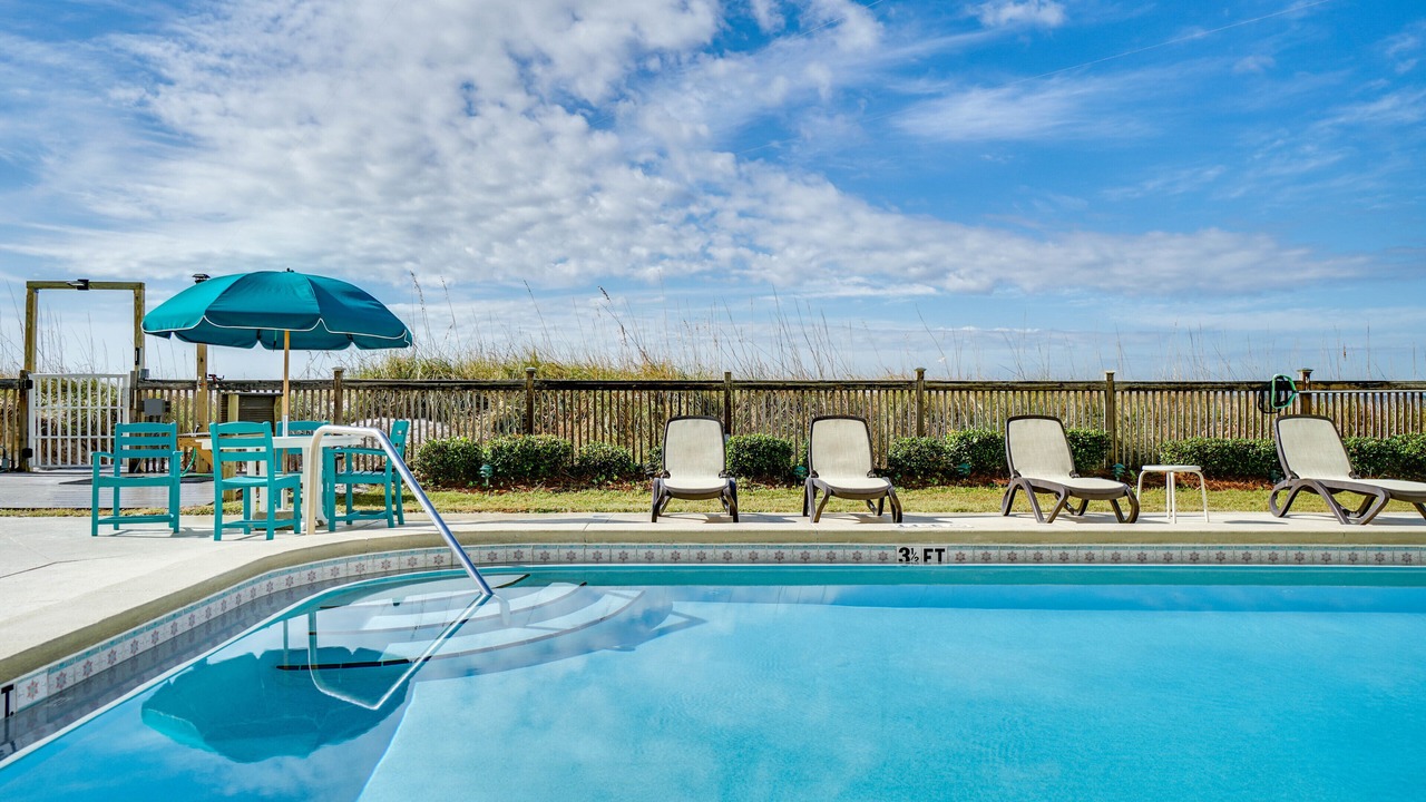 Photo of Outdoor in Biltmore Beach