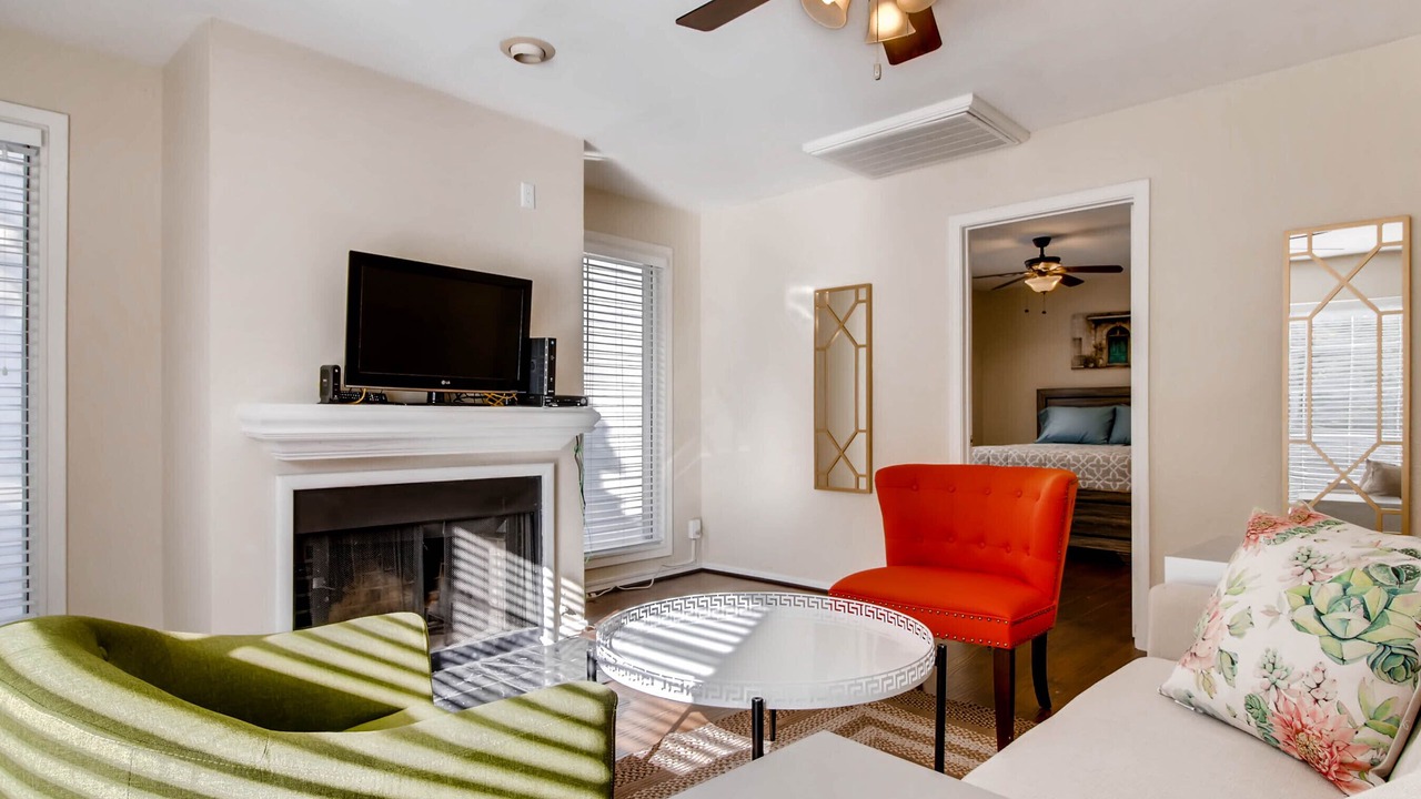 Photo of Livingroom in Oak Lawn