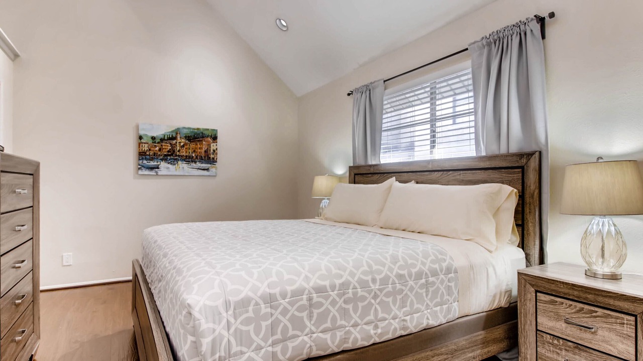 Photo of Bedroom in Oak Lawn