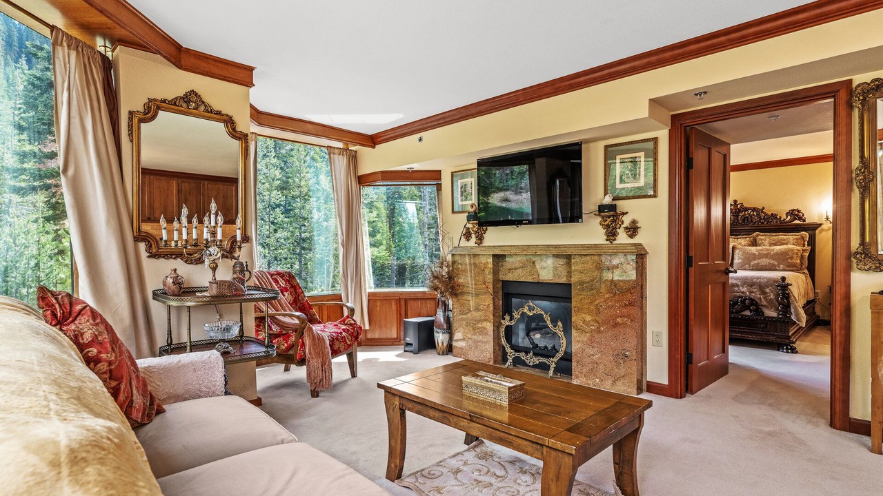 Photo of Livingroom in Olympic Valley