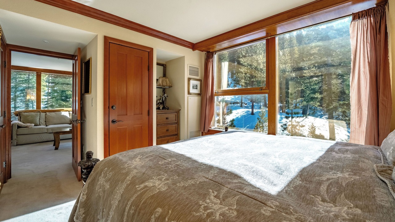 Photo of Bedroom in Olympic Valley