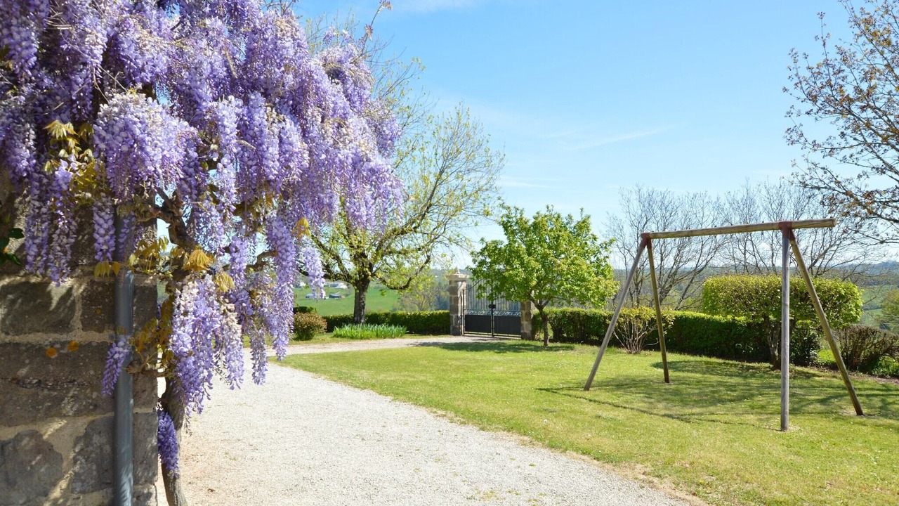 Photo of Outdoor in Brignac-la-Plaine