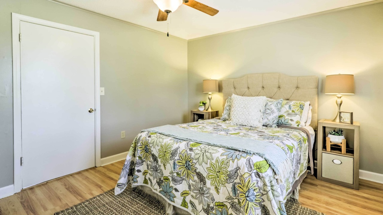Photo of Bedroom in Higden