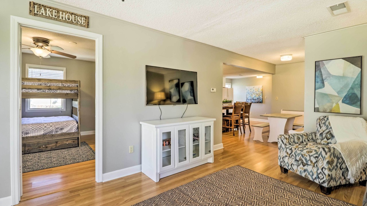Photo of Bedroom in Higden
