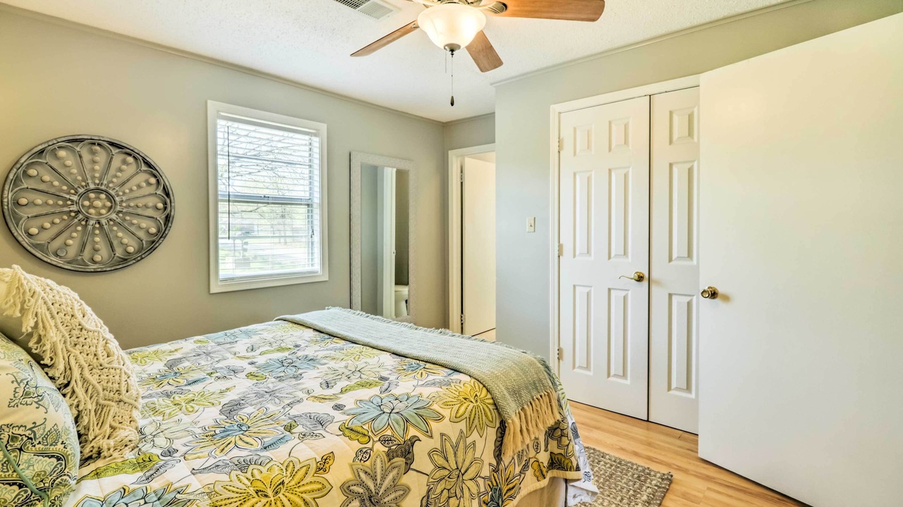 Photo of Bedroom in Higden