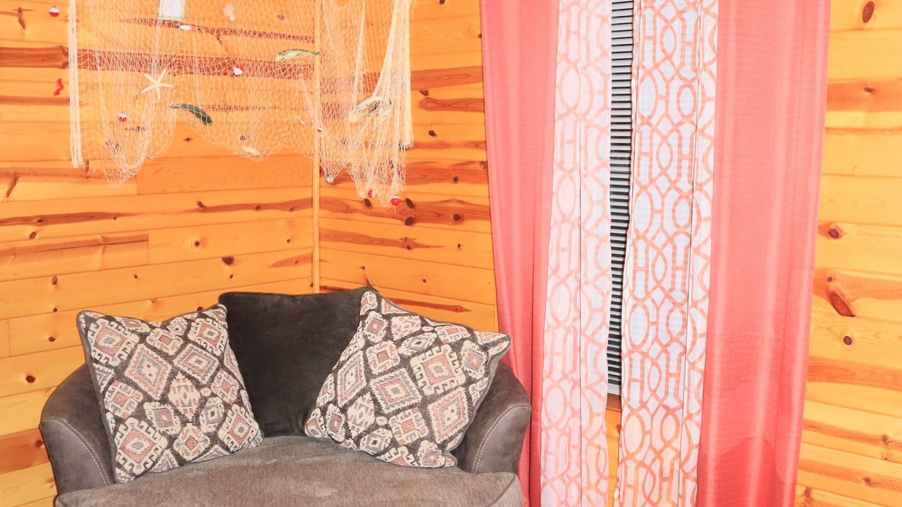 Photo of Livingroom in Eureka Springs