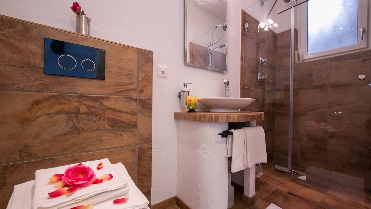 Photo of Bathroom in Morcote