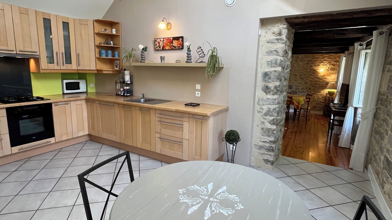 Photo of Kitchen in Vailhourles