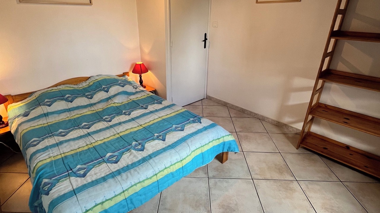 Photo of Bedroom in Vailhourles