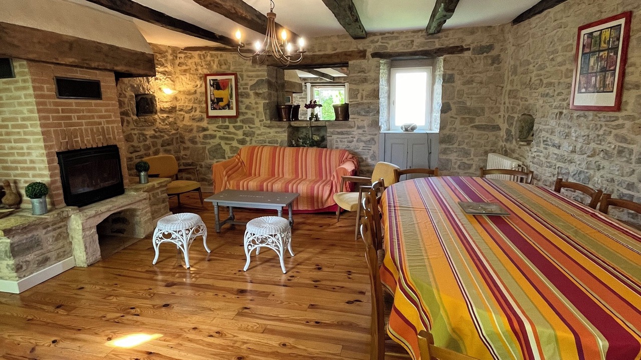 Photo of Livingroom in Vailhourles
