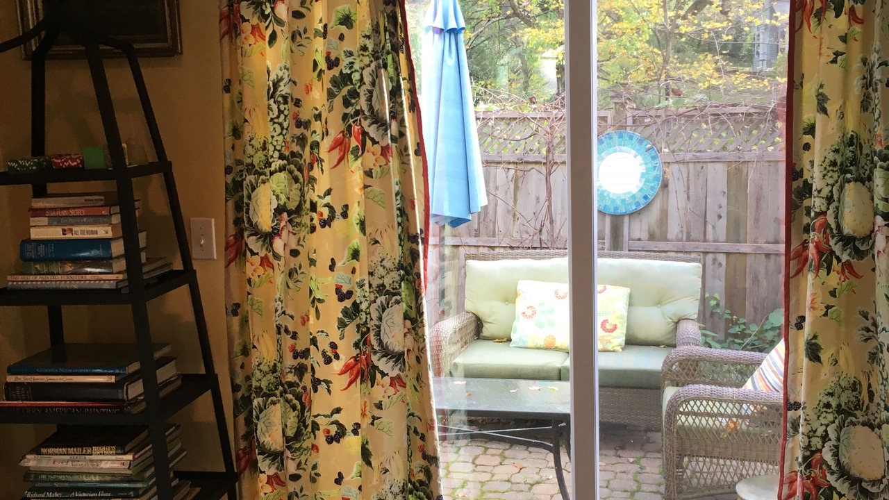 Photo of Livingroom in Bantam