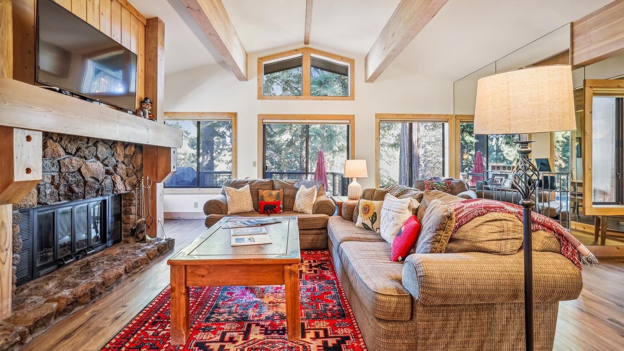 Photo of Livingroom in Tahoe City
