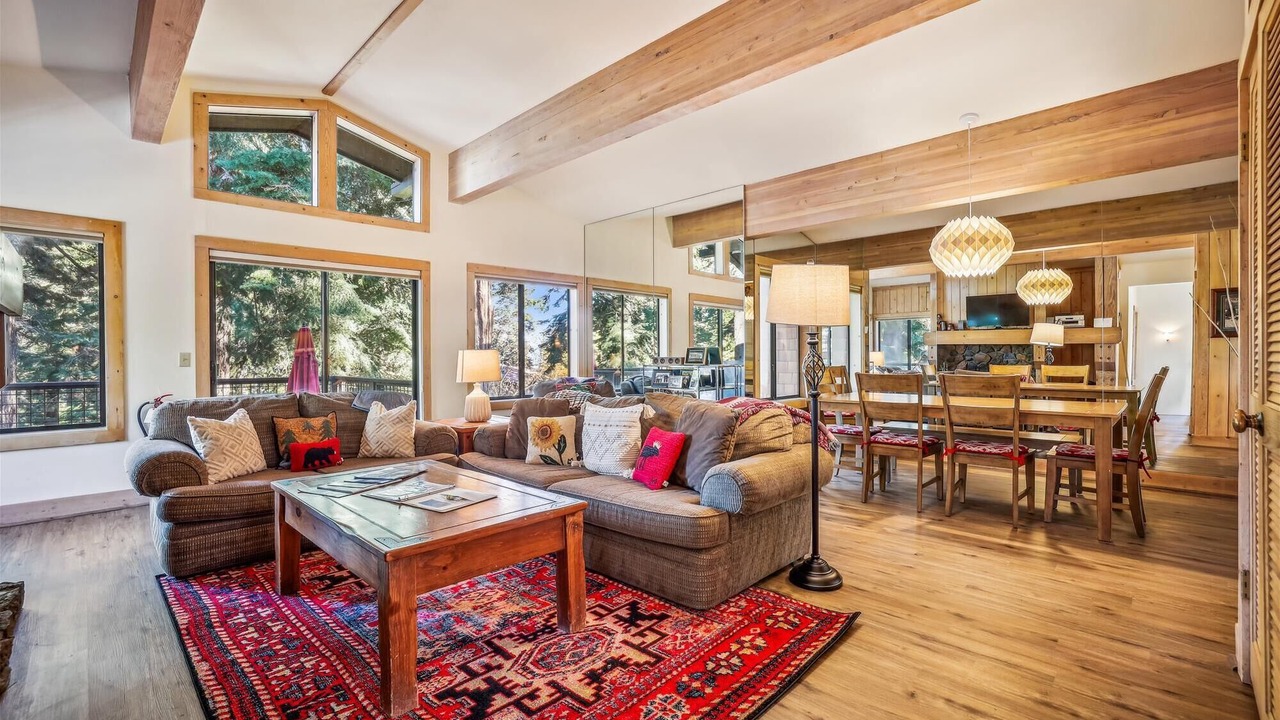 Photo of Livingroom in Tahoe City