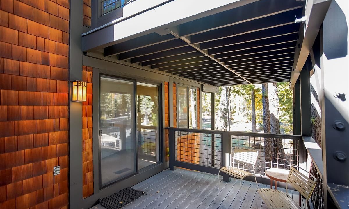 Photo of Patio Balcony in Tahoe City