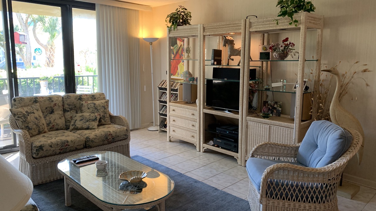 Photo of Bedroom in Folly Field