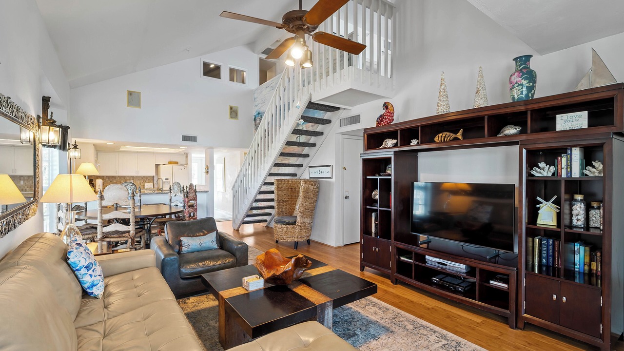 Photo of Livingroom in Palm Island