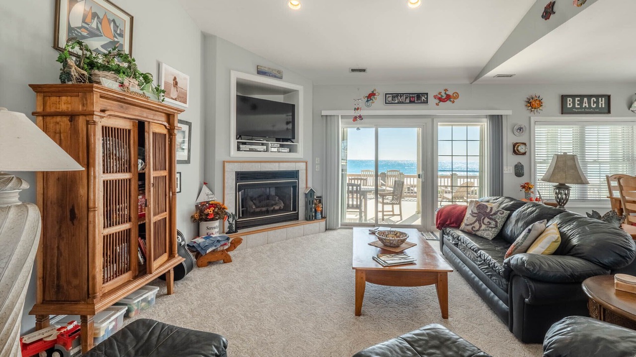 Photo of Livingroom in Topsail Beach