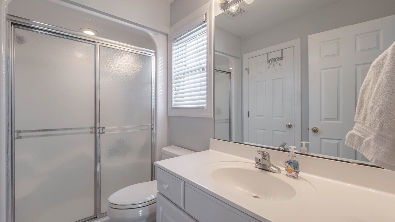 Photo of Bathroom in Topsail Beach