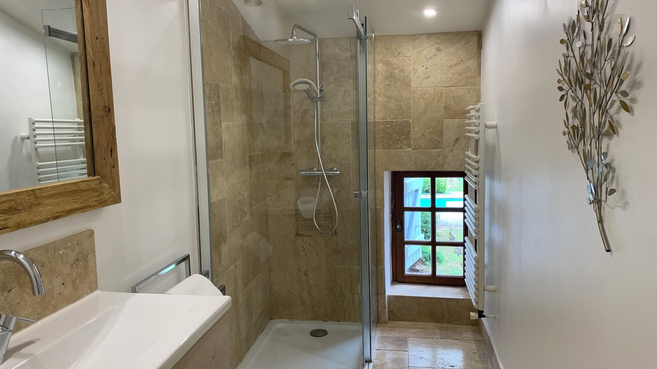 Photo of Bathroom in Pourrieres