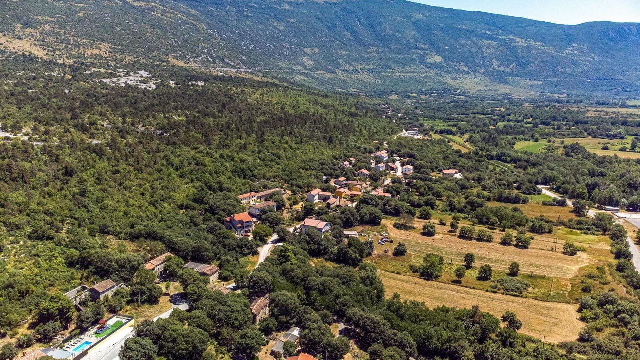 Photo of Others in Susnjevica