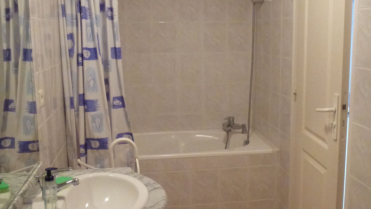 Photo of Bathroom in Port-Vendres