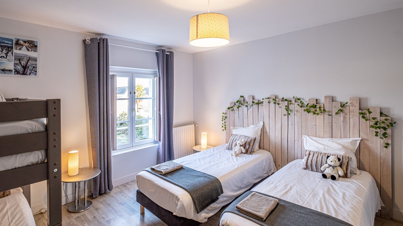 Photo of Bedroom in Saint-Cyr-en-Bourg
