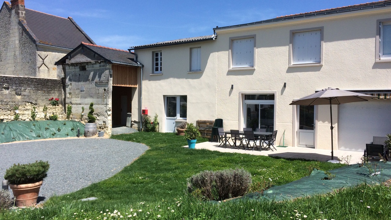 Photo of Outdoor in Saint-Cyr-en-Bourg