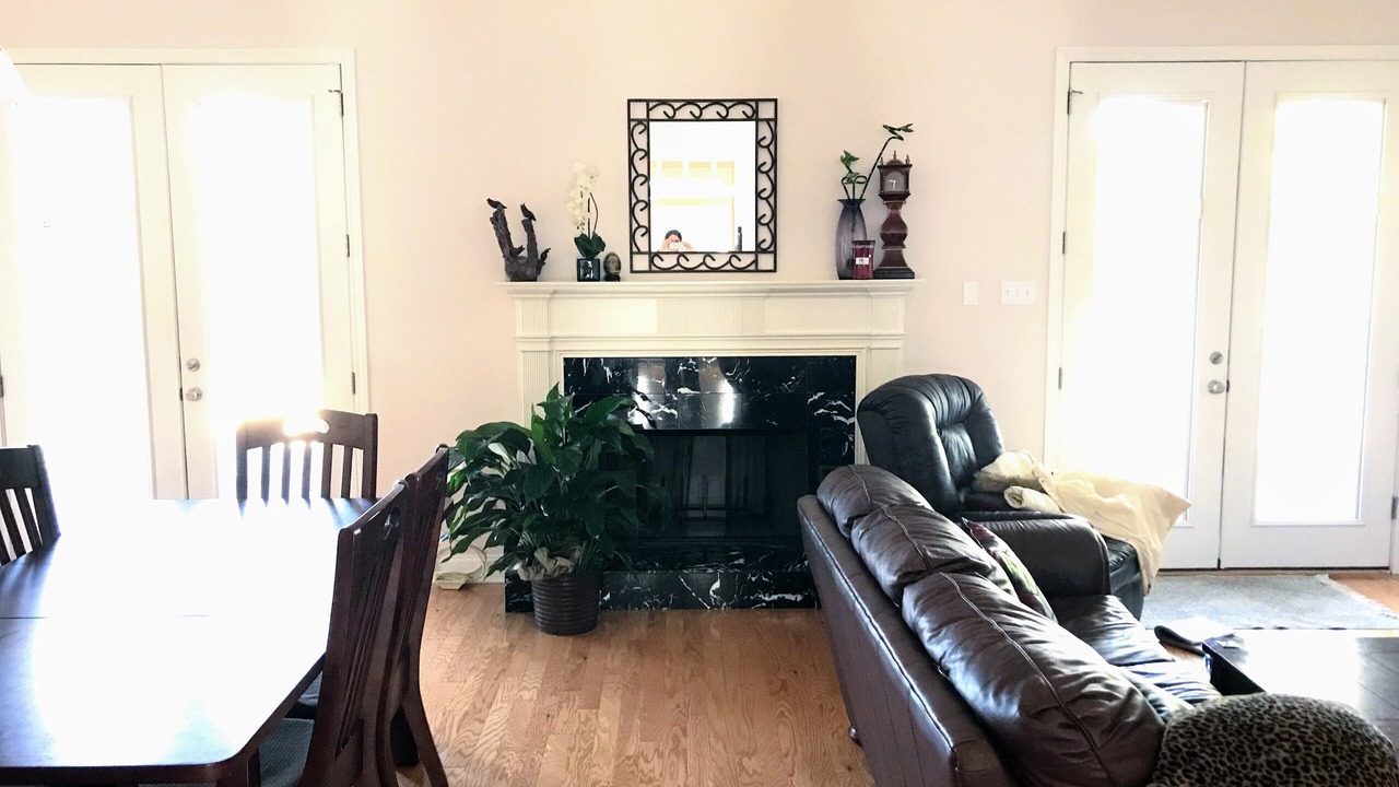 Photo of Livingroom in Landon Branch