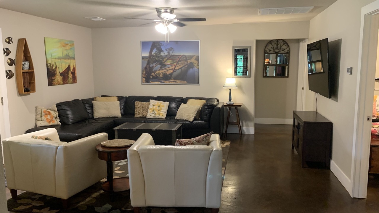 Photo of Bedroom in Marble Falls