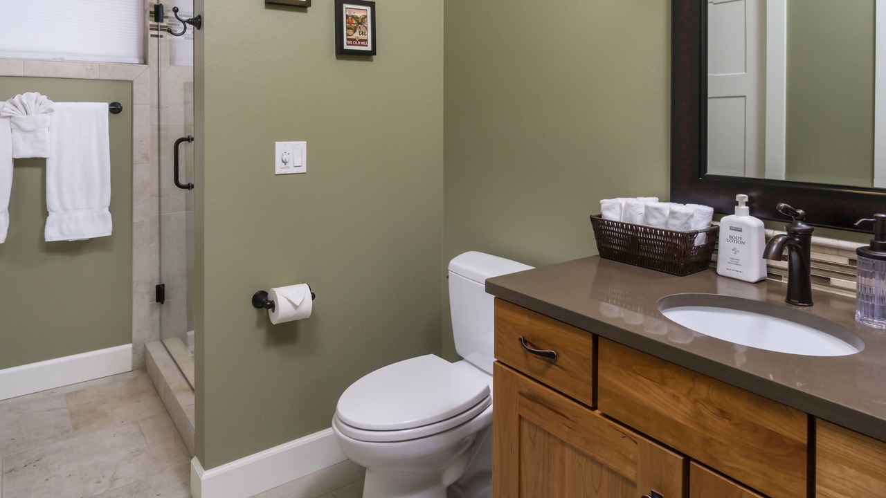 Photo of Bathroom in River West