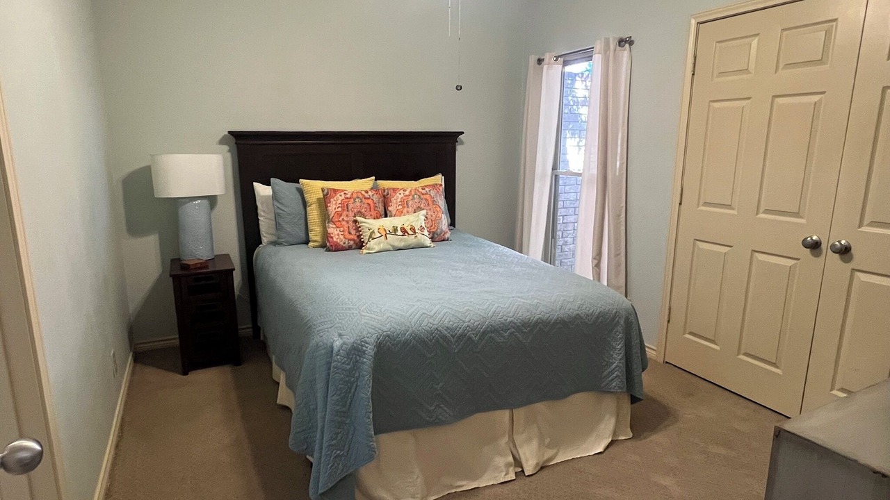 Photo of Bedroom in Garland