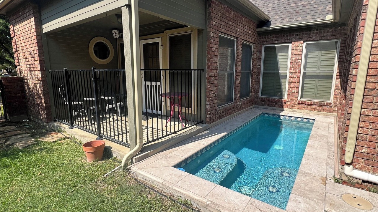 Photo of Outdoor in Garland