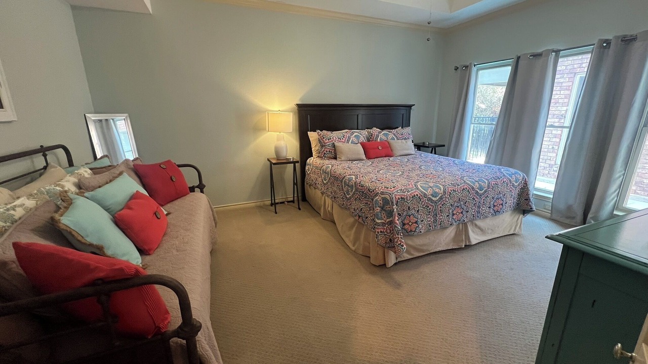 Photo of Bedroom in Garland