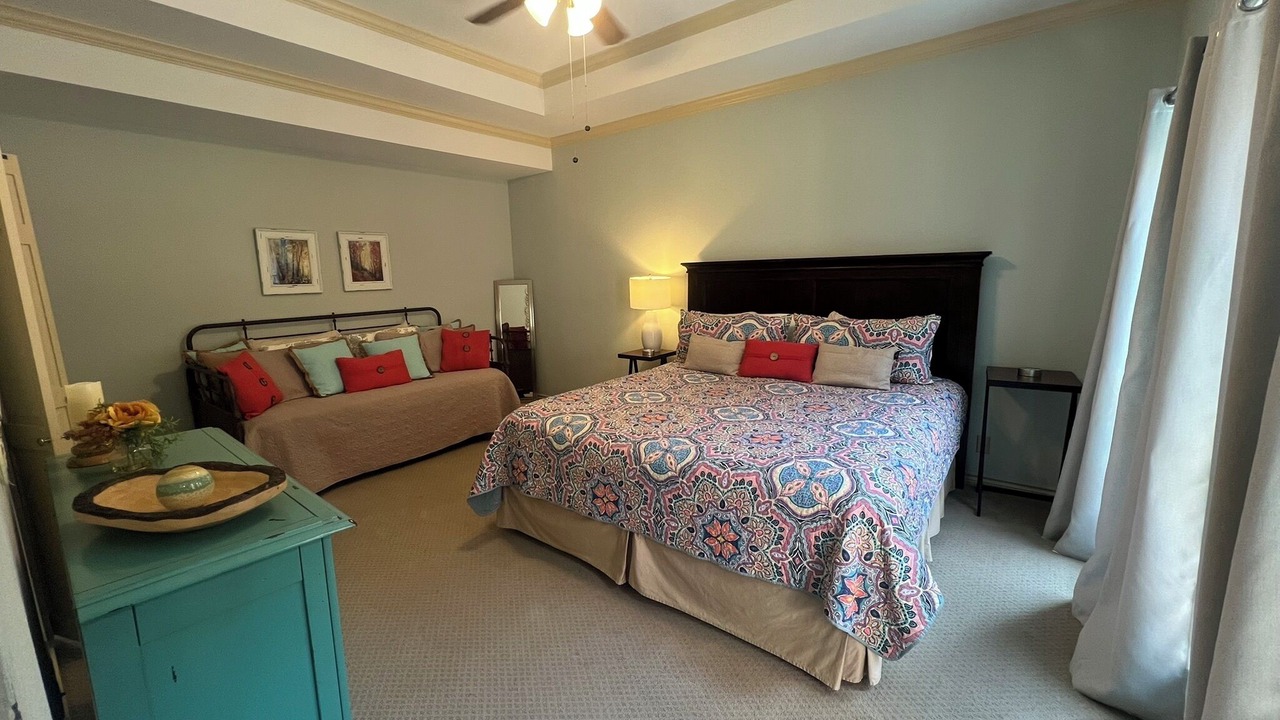 Photo of Bedroom in Garland