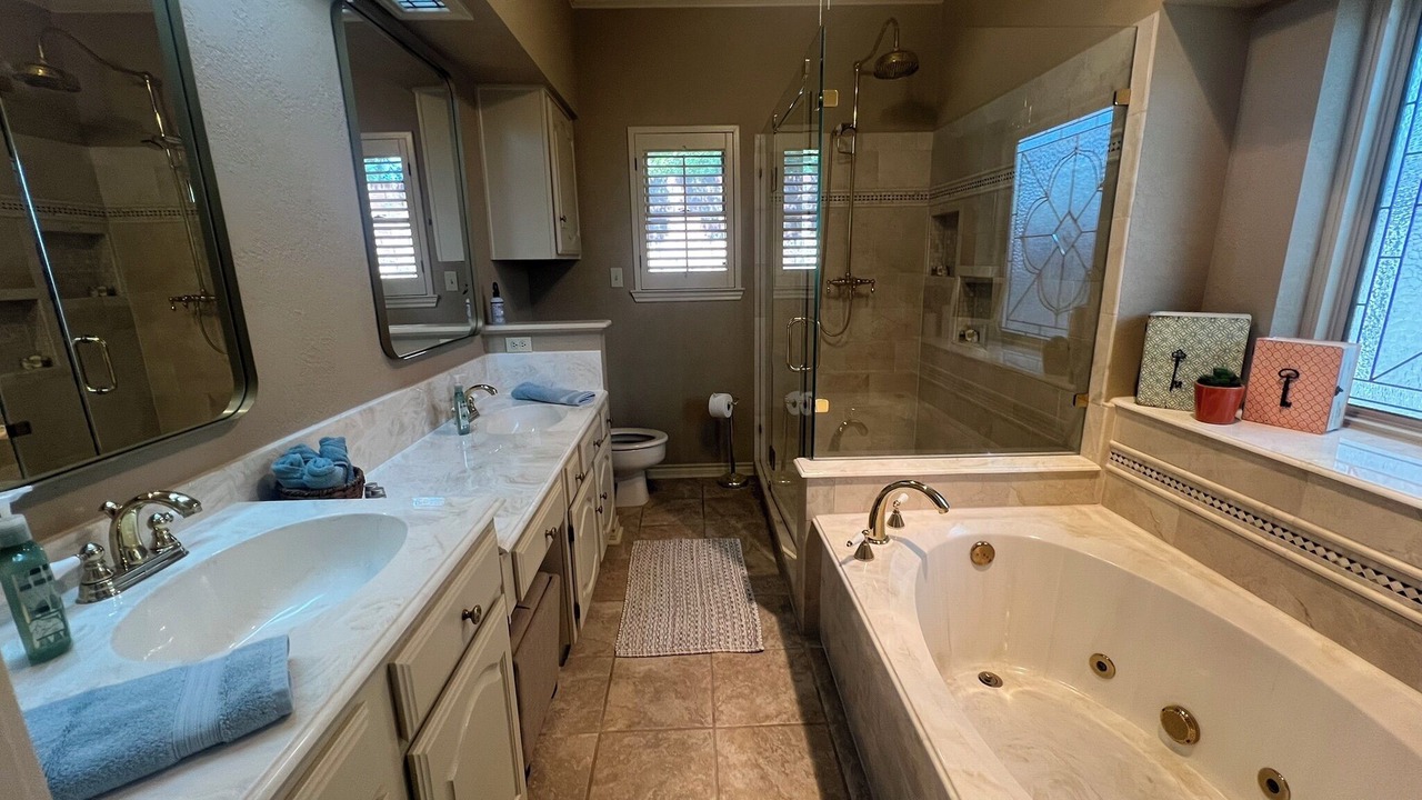 Photo of Bathroom in Garland