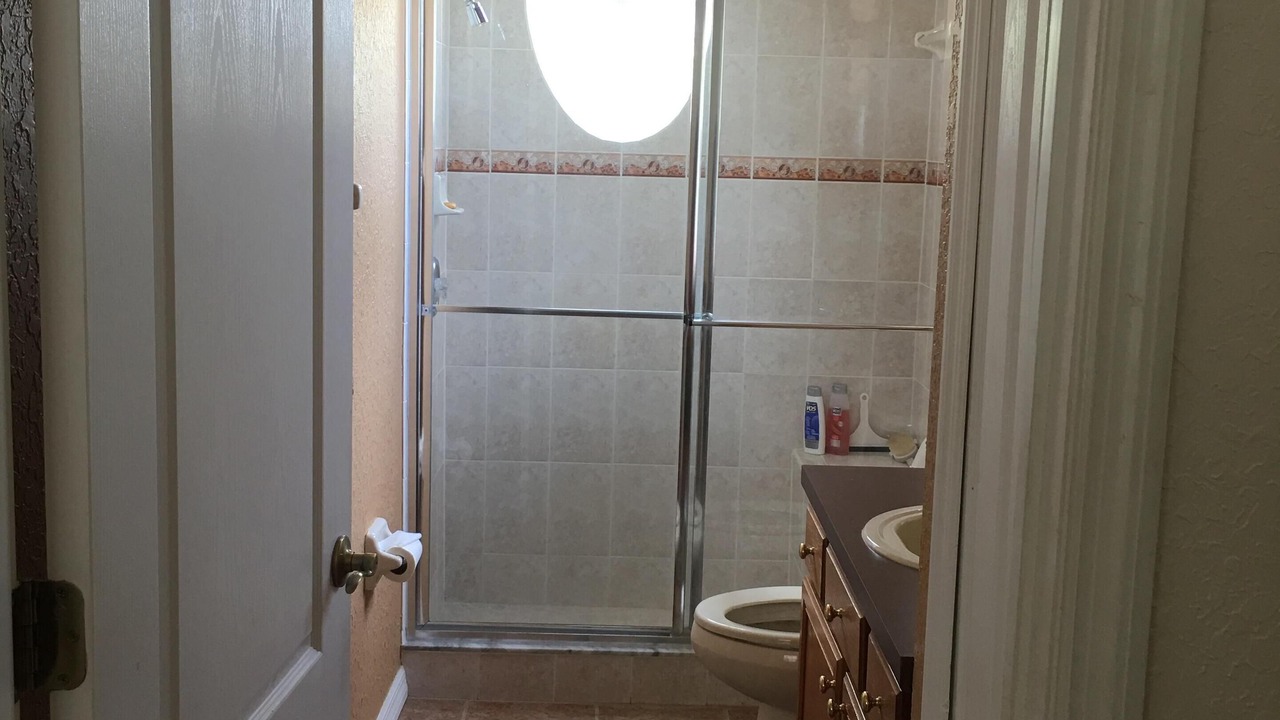 Photo of Bathroom in Wedgefield