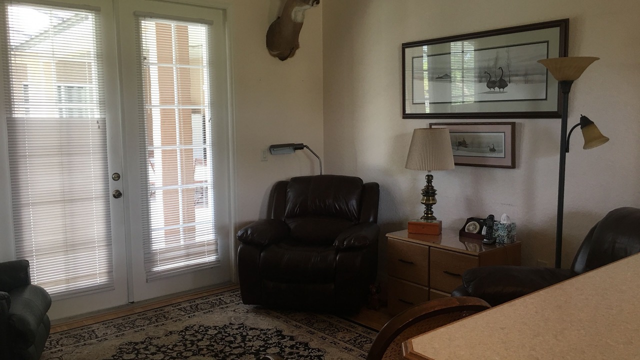 Photo of Livingroom in Wedgefield