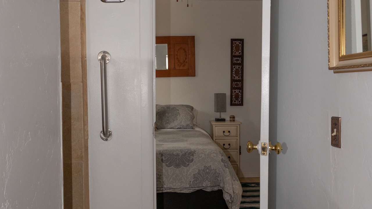 Photo of Bedroom in Baywood-Los Osos