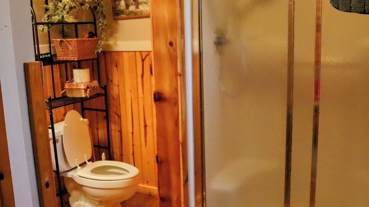 Photo of Bathroom in Eureka Springs