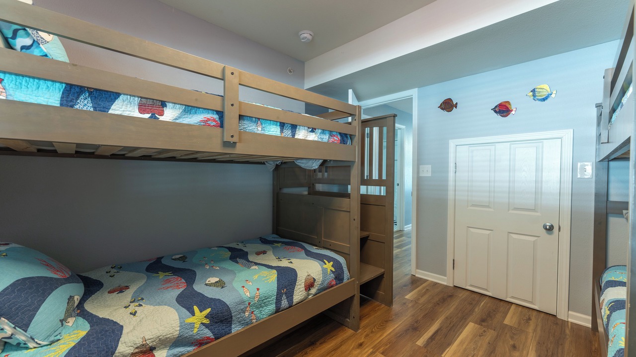 Photo of Bedroom in Camdenton