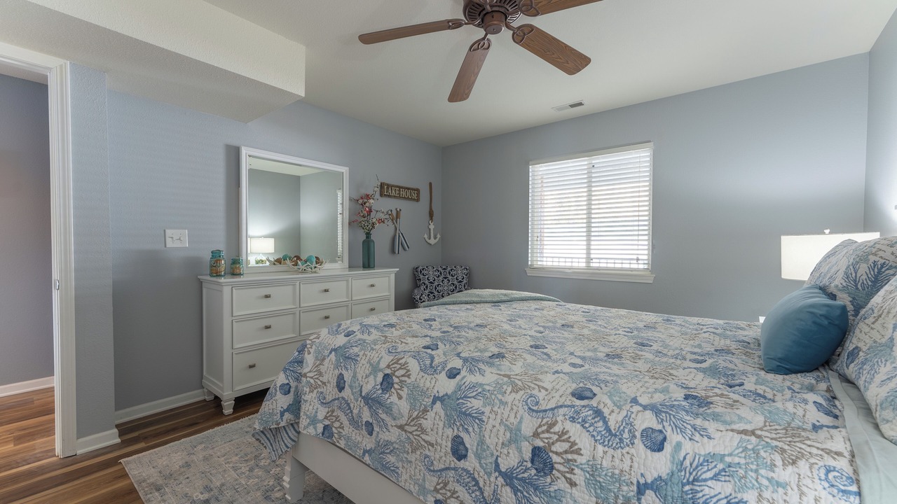 Photo of Bedroom in Camdenton