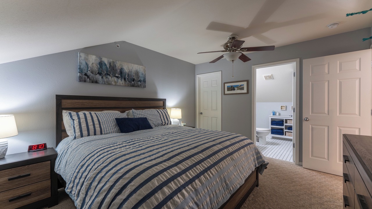 Photo of Bedroom in Camdenton