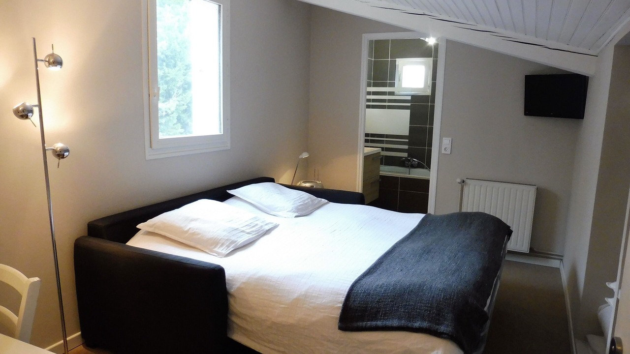 Photo of Bedroom in Cabries