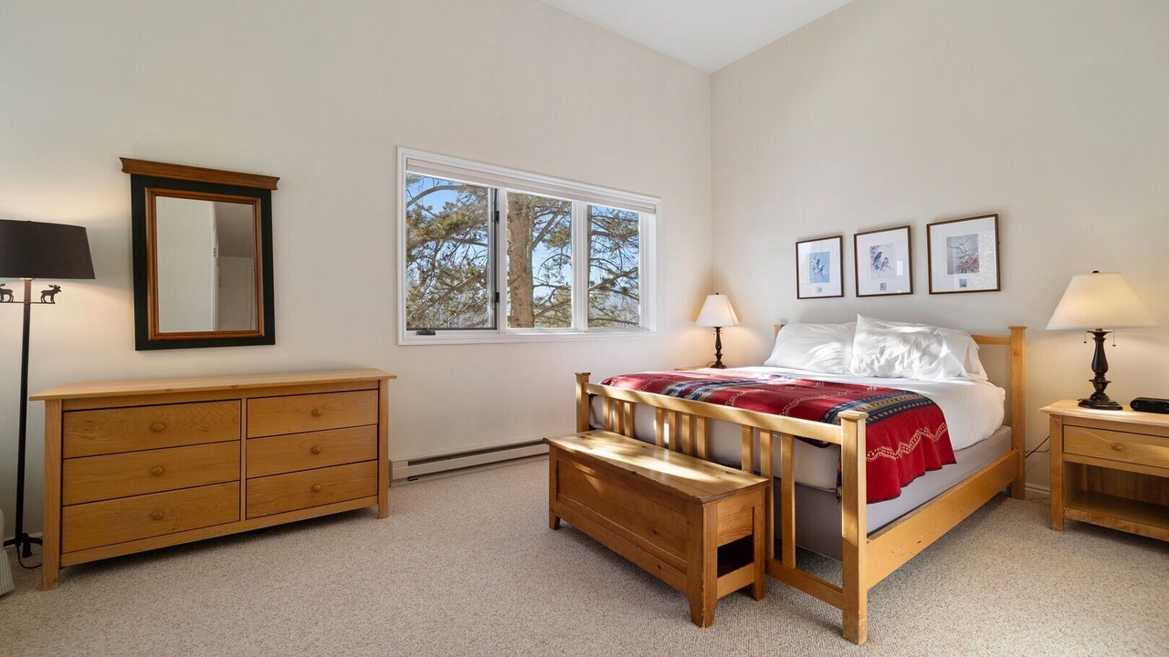 Photo of Bedroom in Moose Wilson Road