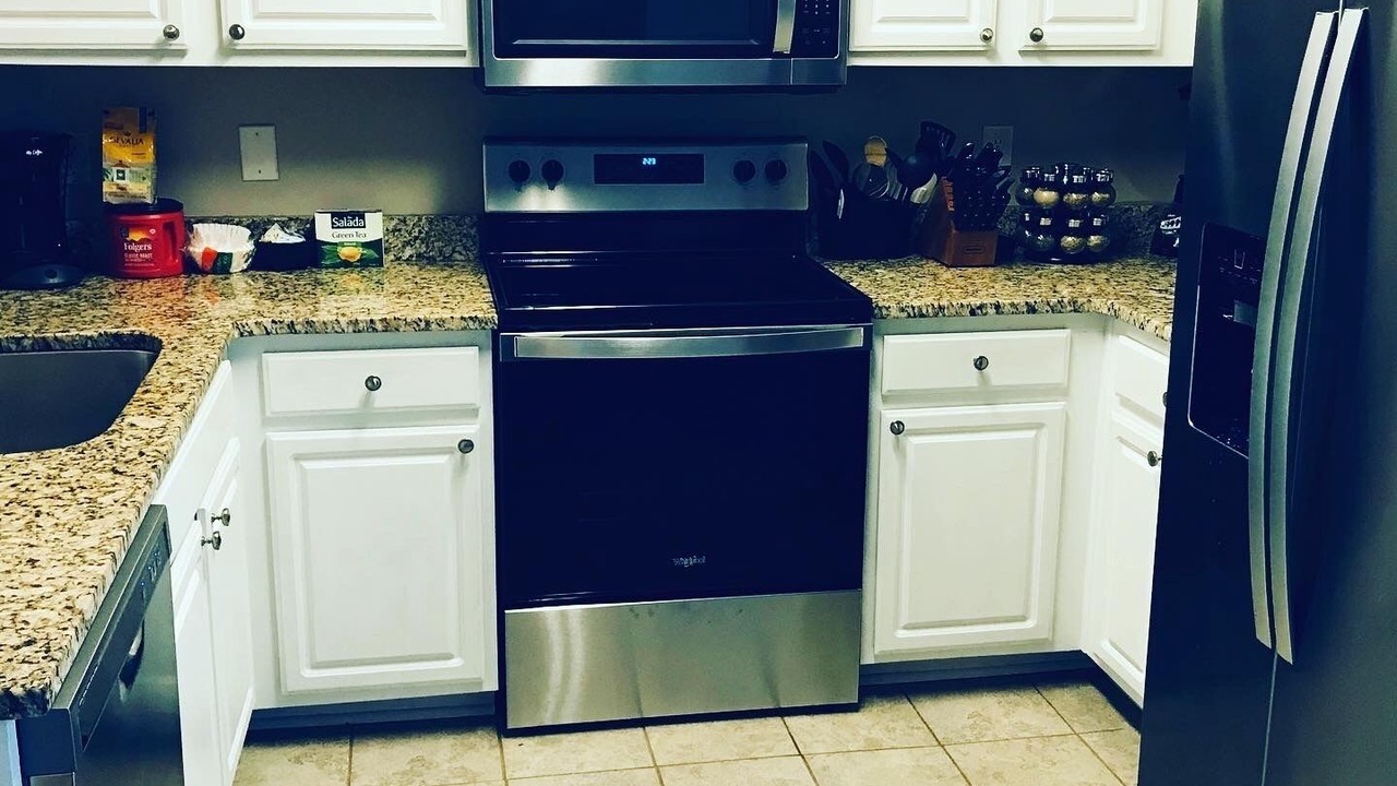Photo of Kitchen in Nashboro Village