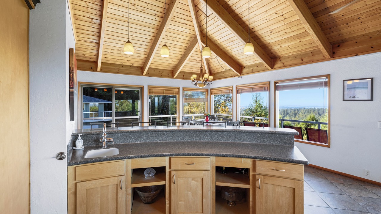 Photo of Others in Crescent City