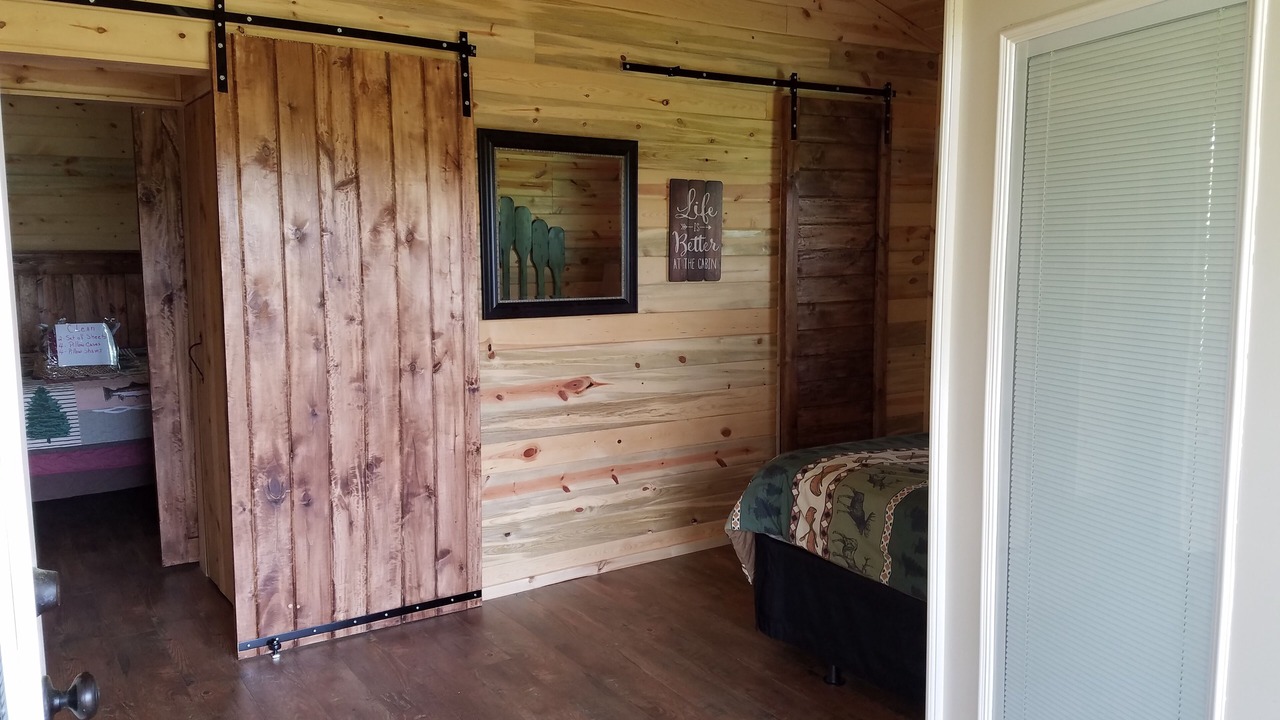 Photo of Bedroom in Glenwood