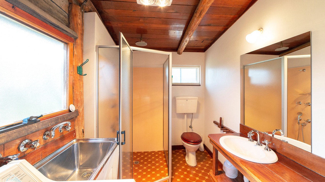 Photo of Bathroom in Halls Gap